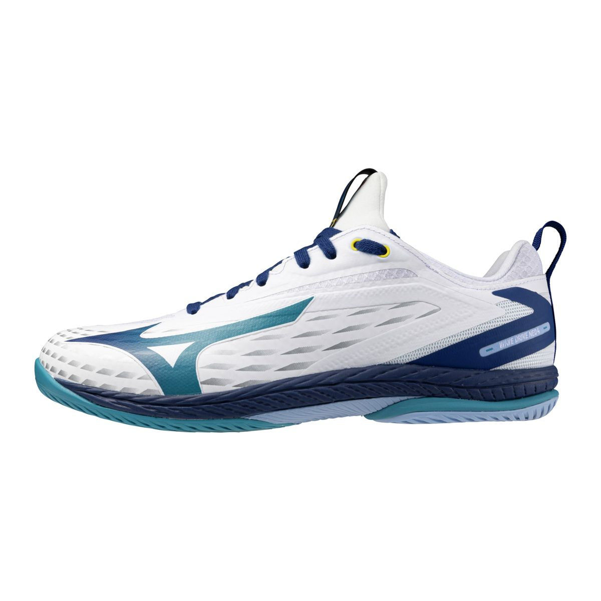 Mizuno Wave Drive Neo 4